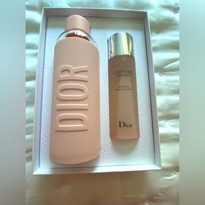 Brand New Dior Glass Water Bottle 550ml  and CAPTURE TOTALE INTENSIVE ESSENCE